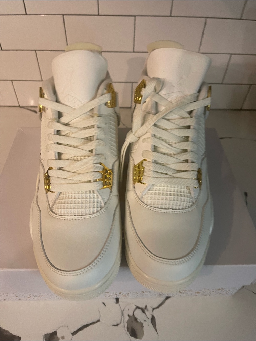 Mens Retro 4 Metallic Gold Size 11.5. - Picture 5 of 8